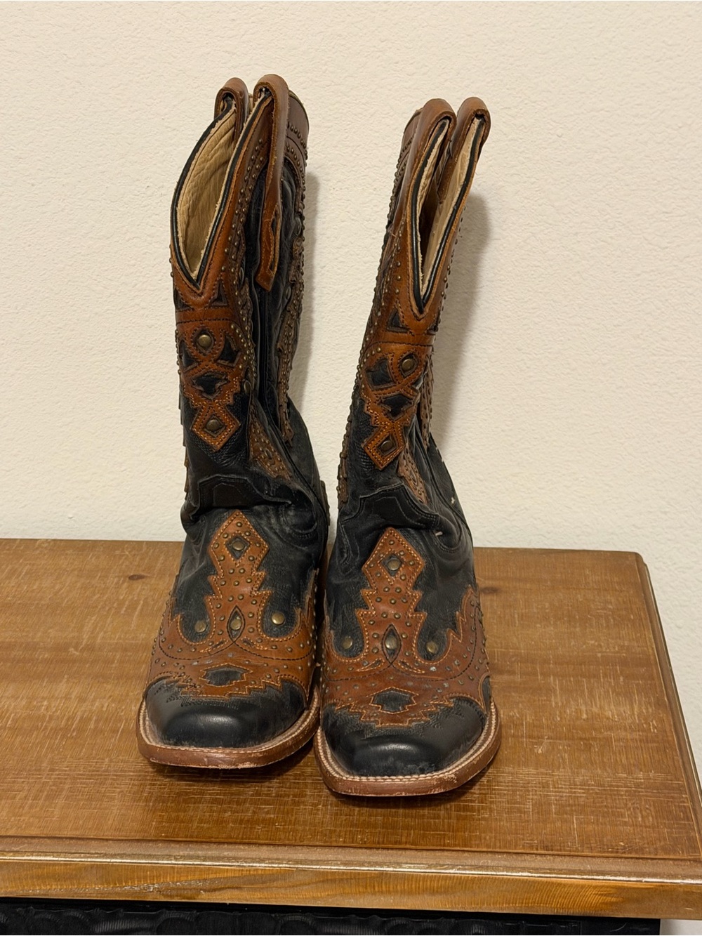 Corral Two-Tone Brown and Black Western Pull-On Ankle Boots